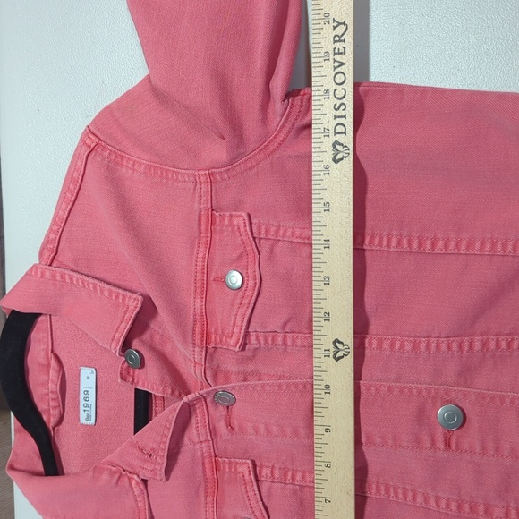 Gap, 1969, Salmon Slash Coral Pink Jean Jacket. Small - Picture 5 of 7